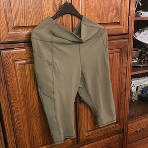 Fabletics Olive Green Cropped Pants